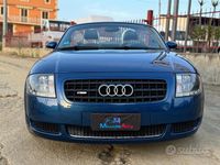 Usata Audi TT Roadster 185 CV (136 kW) 2004 Blu Cabrio