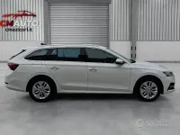 Usado Skoda Octavia G-TEC Ambition 131 CV (96 kW) 2021 Other Familiar