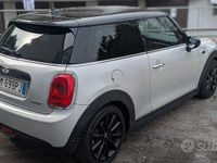 Usata Mini Cooper Hype 136 CV (100 kW) 2017 Utilitaria