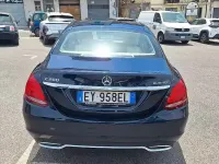 Usata Mercedes C200 136 CV (100 kW) 2015 Blu Berlina
