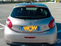 Usata Peugeot 208 Allure 82 CV (60 kW) 2013 Oro Utilitaria