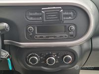 Usata Renault Twingo LIMITED 70 CV (51 kW) 2018 Bianco Utilitaria