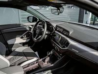 Käytetty Audi Q3 Ambiente 150 HP (110 kW) 2023 Hopea Katumaasturi