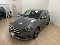 Usata Mercedes B200 Premium Plus 150 CV (110 kW) 2021 Grigio Monovolume