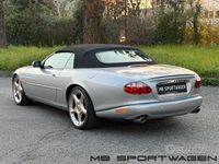 Usata Jaguar XKR Supercharged 363 CV (266 kW) 2003 Grigio Cabrio