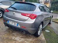 Usata Alfa Romeo Giulietta Exclusive 175 CV (128 kW) 2015 Grigio Berlina