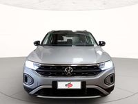 Usata VW T-Roc Life 150 CV (110 kW) 2024 Pyrit silver metallizzato nero SUV