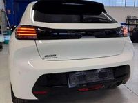 Usata Peugeot 208 Allure 101 CV (74 kW) 2024 Bianco Utilitaria