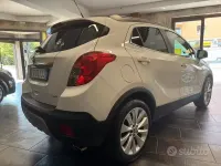 Usata Opel Mokka Cosmo 136 CV (100 kW) 2015 Bianco SUV