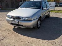Usata Ford Fiesta 75 CV (55 kW) 1997 Grigio Utilitaria