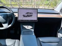Usata Tesla Model Y 378 kW (514 CV) 2023 Bianco SUV