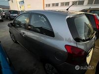 usata Toyota Yaris 1.0 3 porte Sol