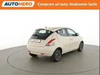 Usata Lancia Ypsilon Gold 95 CV (69 kW) 2016 Bianco Utilitaria
