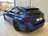Usata BMW 330 M Sport 286 CV (210 kW) 2023 Blu/azzurro Station wagon