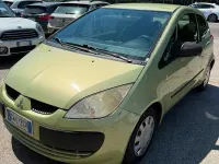 Usata Mitsubishi Colt Invite 75 CV (55 kW) 2005 Verde Utilitaria