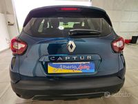 Usata Renault Captur 110 CV (80 kW) 2019 Blu SUV