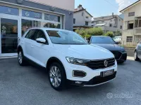 Usata VW T-Roc Sport 150 CV (110 kW) 2021 Bianco SUV