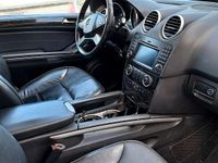 Käytetty Mercedes ML320 Premium 224 HP (164 kW) 2009 Valkoinen Katumaasturi