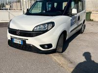 Usata Fiat Doblò Lounge 104 CV (76 kW) 2019 Bianco Monovolume