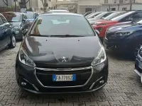Usata Peugeot 208 Active 82 CV (60 kW) 2015 Grigio Utilitaria