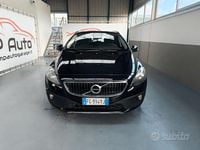 Usata Volvo V40 CC Momentum 120 CV (88 kW) 2017 Nero Station wagon
