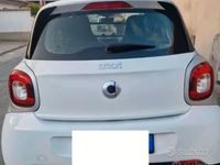 Usata Smart ForFour 75 CV (55 kW) 2017 Bianco Utilitaria