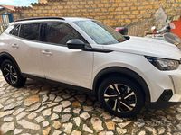 Usata Peugeot 2008 102 CV (75 kW) 2022 SUV