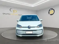 Usata VW up! Move 65 CV (47 kW) 2023 Bianco Utilitaria