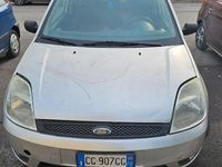 Usata Ford Fiesta 75 CV (55 kW) 2004 Utilitaria