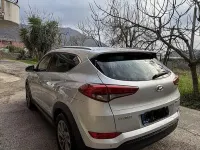Usata Hyundai Tucson Xpossible 116 CV (85 kW) 2016 Grigio SUV