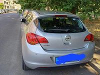 Usata Opel Astra 90 CV (66 kW) 2010 Grigio Monovolume