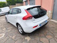 Usata Volvo V40 115 CV (84 kW) 2014 Bianco Station wagon