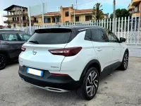 Usata Opel Grandland X Ultimate 120 CV (88 kW) 2018 Bianco perla SUV
