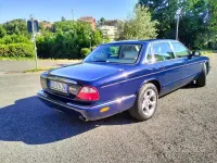 Usata Jaguar XJ Executive 284 CV (208 kW) 2000 Blu/azzurro Berlina