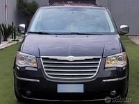 Usata Chrysler Grand Voyager Limited 163 CV (119 kW) 2011 Nero Monovolume