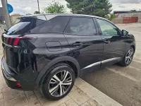 Usata Peugeot 3008 Allure 131 CV (96 kW) 2023 Nero perla SUV