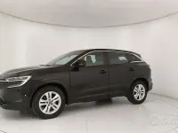 Usado Renault Austral Evolution 131 CV (96 kW) 2024 Negro SUV