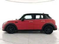 Usata Mini Cooper Classic 136 CV (100 kW) 2024 Chili red Utilitaria