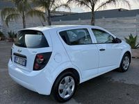 Usata Chevrolet Aveo 84 CV (61 kW) 2013 Bianco Berlina