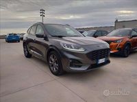 Usata Ford Kuga ST-Line 150 CV (110 kW) 2022 Grigio SUV