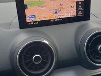 Usata Audi Q2 Comfort 116 CV (85 kW) 2017 Grigio SUV