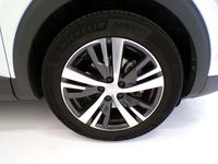 Usata Peugeot 3008 Allure 131 CV (96 kW) 2022 Bianco SUV