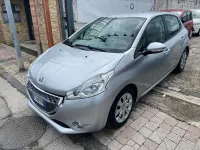 Usata Peugeot 208 Allure 68 CV (50 kW) 2013 Grigio Utilitaria