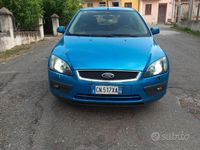 Usata Ford Focus 110 CV (80 kW) 2005 Blu Monovolume