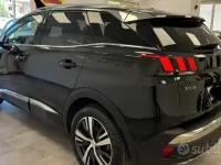 Usata Peugeot 3008 GT-line 120 CV (88 kW) 2018 Nero SUV