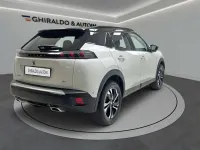 Usata Peugeot 2008 GT 131 CV (96 kW) 2023 Bianco SUV