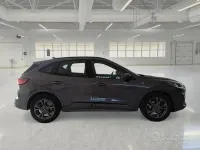 Usata Ford Kuga ST-Line 119 CV (87 kW) 2022 Grigio SUV