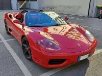 Usata Ferrari 360 400 CV (294 kW) 2004 Rosso Cabrio