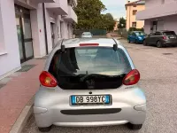 Usata Toyota Aygo 54 CV (39 kW) 2006 Grigio Utilitaria