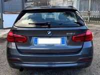 Usata BMW 318 Advantage 150 CV (110 kW) 2018 Grigio Station wagon